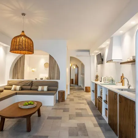 Euphoria And Apartmanhotel 4*