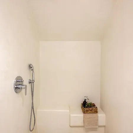 Euphoria And Apartmanhotel 4*