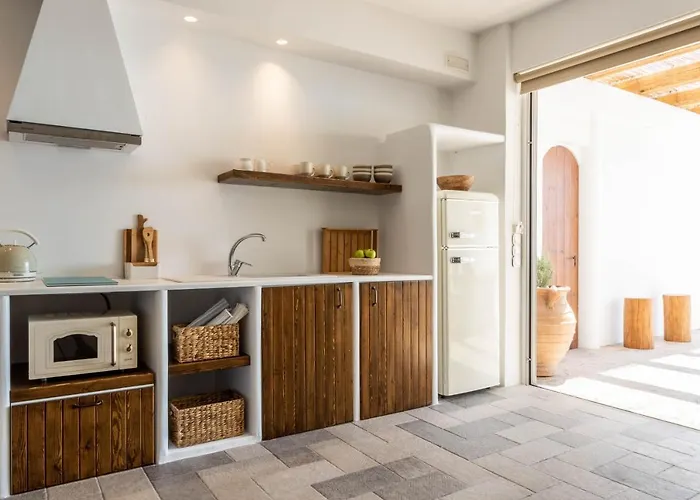 Aparthotel Euphoria And 4*